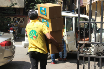 MTD, Making_the_Difference, khusiyon_Ka_Box, Clothes_Distribution, Hard_work