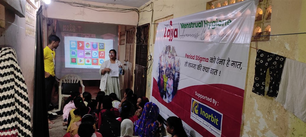 menstrual hygiene management session, girls empowerment, educate young girls, educate india , healthy menstruation, clothe pad distribution by inorbit mall in rural areas